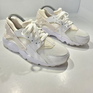 NIKE AIR HUARACHE RUN YOUTH SNEAKER WHITE SIZE 6.5Y